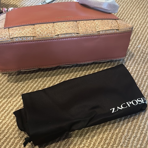 NWT ZAC POSEN zip top crossbody in cork auburn color - Picture 10 of 12